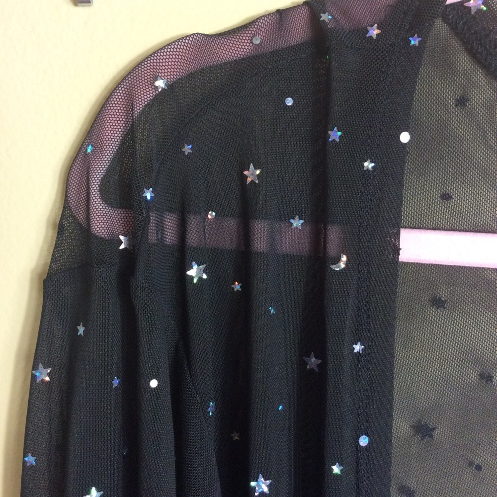 Torrid 5/6 Black Mesh & Iridescent Star Bell Sleeve Longline Kimono - Picture 6 of 10